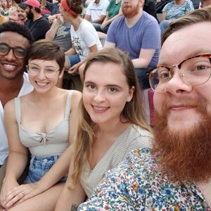 Meet your Posher, Julia